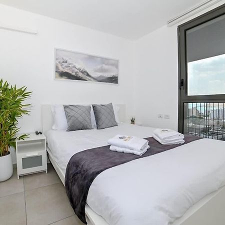 L.T.D- My View. 2 Bedroom Apartment By The Lake. Тиверіада Екстер'єр фото