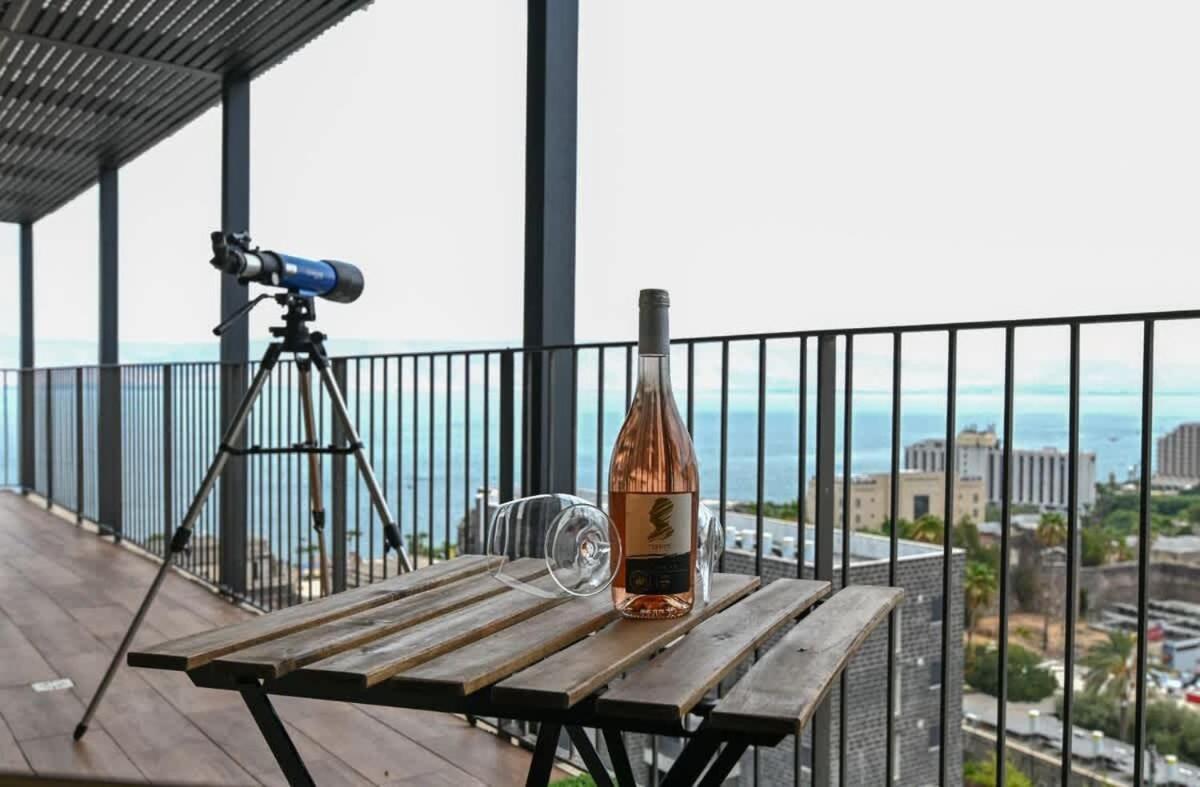 L.T.D- My View. 2 Bedroom Apartment By The Lake. Тиверіада Екстер'єр фото